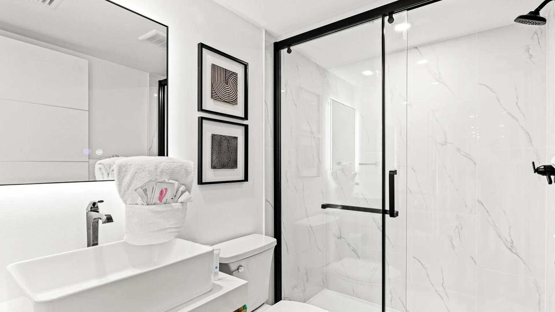 Ocean Breeze 1B Apartment Panama City Beach