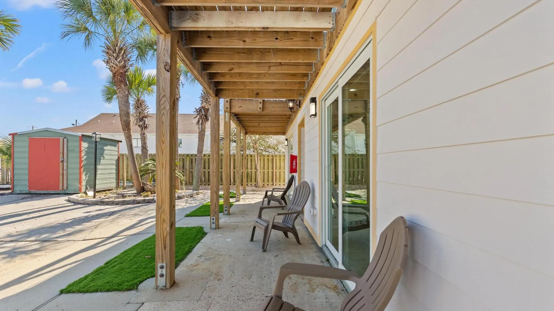 Ocean Breeze 1B Apartment Panama City Beach